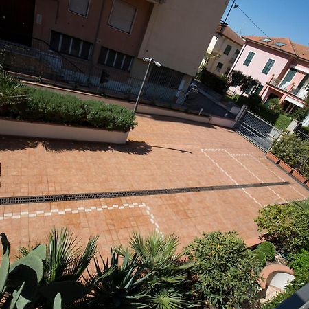 World Village Apartments Diano Marina Exterior photo
