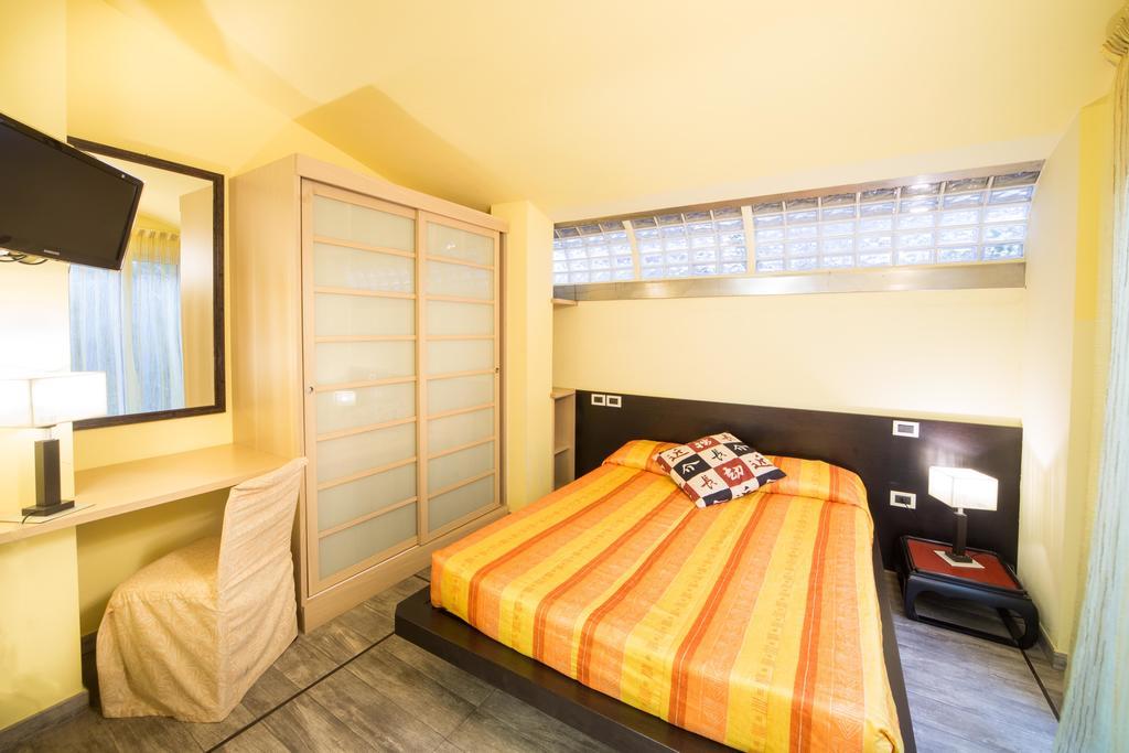 World Village Apartments Diano Marina Room photo
